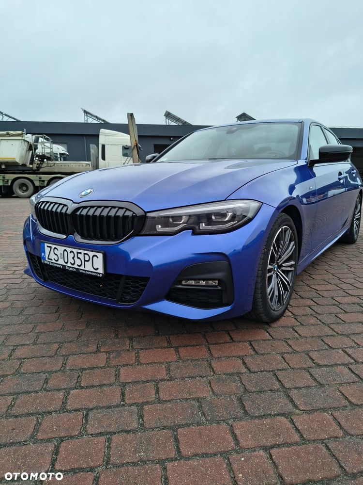 BMW 320I