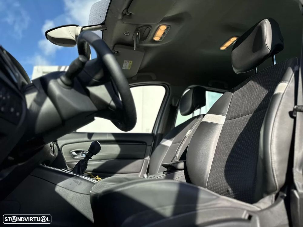 Renault Grand Scénic 1.5 dCi Dynamique S SS - 15
