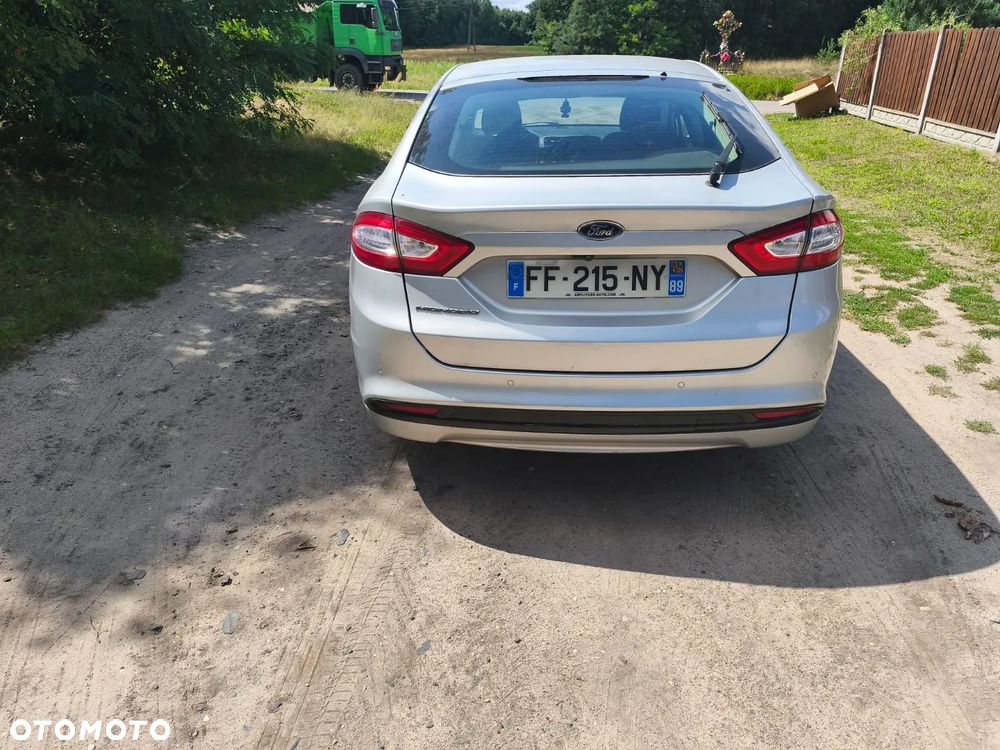Ford Mondeo 2.0 TDCi Titanium - 4