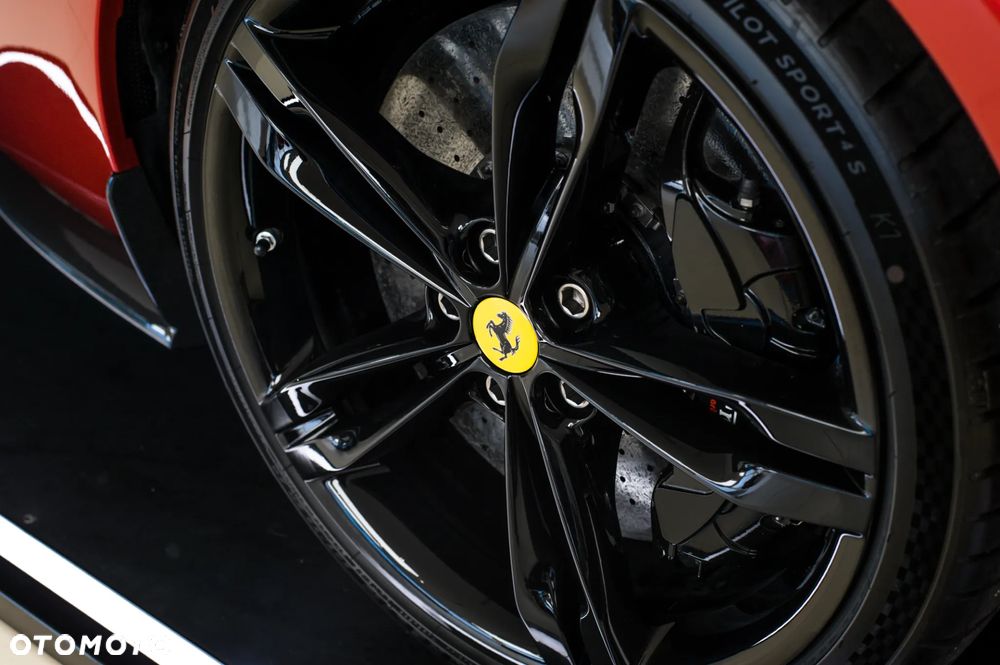 Ferrari 296 GTB - 11