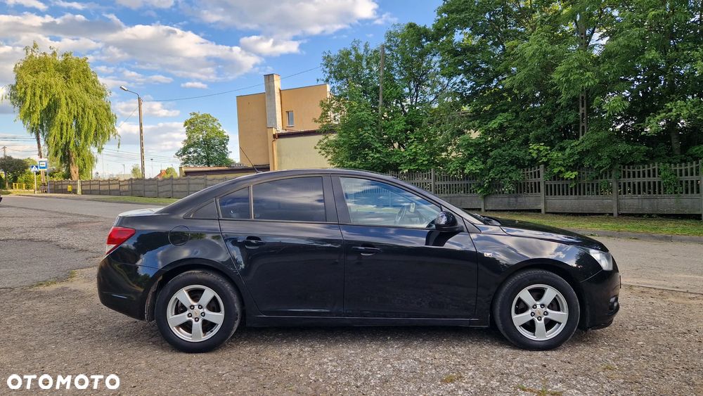 Chevrolet Cruze 1.8 LT+ - 3