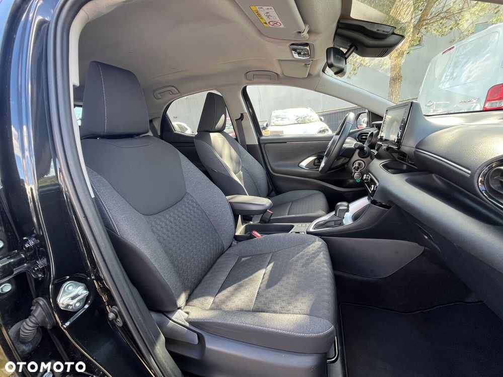 Toyota Yaris - 30