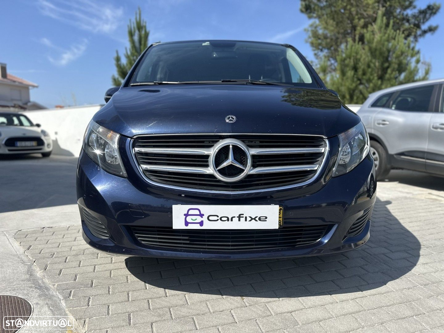Mercedes-Benz V 220 - 4