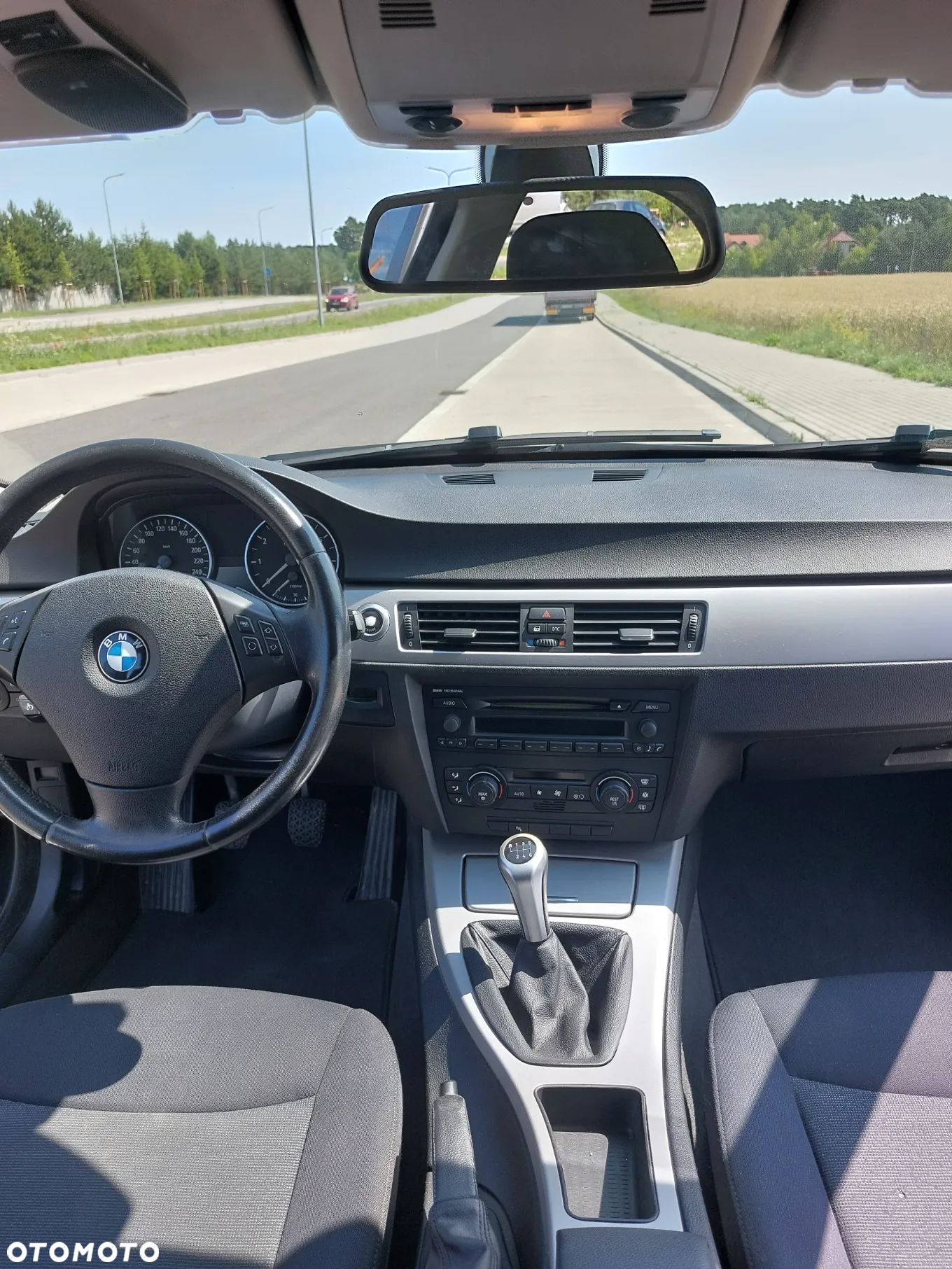 BMW Seria 3 320i - 12