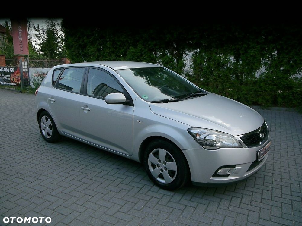 Kia Ceed 1.4 Comfort - 4