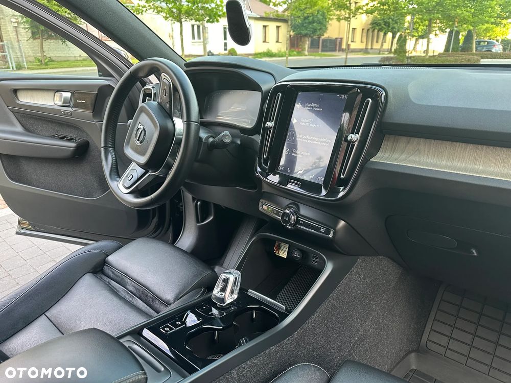 Volvo XC 40 D4 AWD Geartronic Inscription - 18