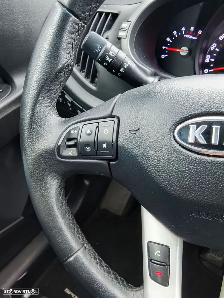 Kia Sportage 1.7 CRDI ISG Xtra Edition - 6