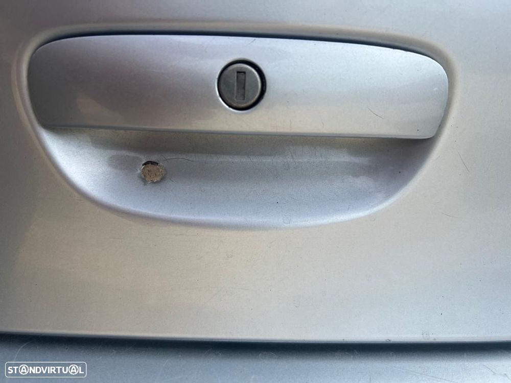 VW Polo 1.4 TDi Highline - 9