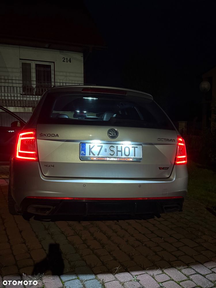 Skoda Octavia 2.0 TDI 4x4 RS DSG - 28