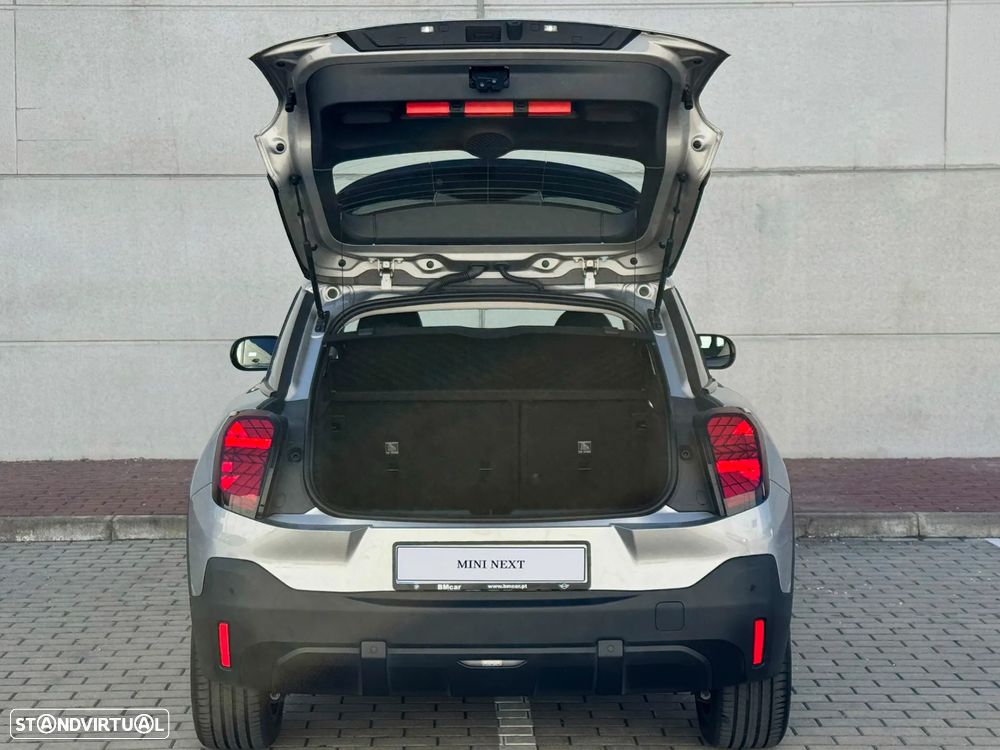 MINI Aceman E Classic S - 16