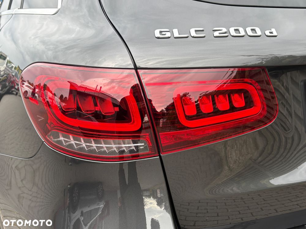 Mercedes-Benz GLC 200 d Business Edition - 27