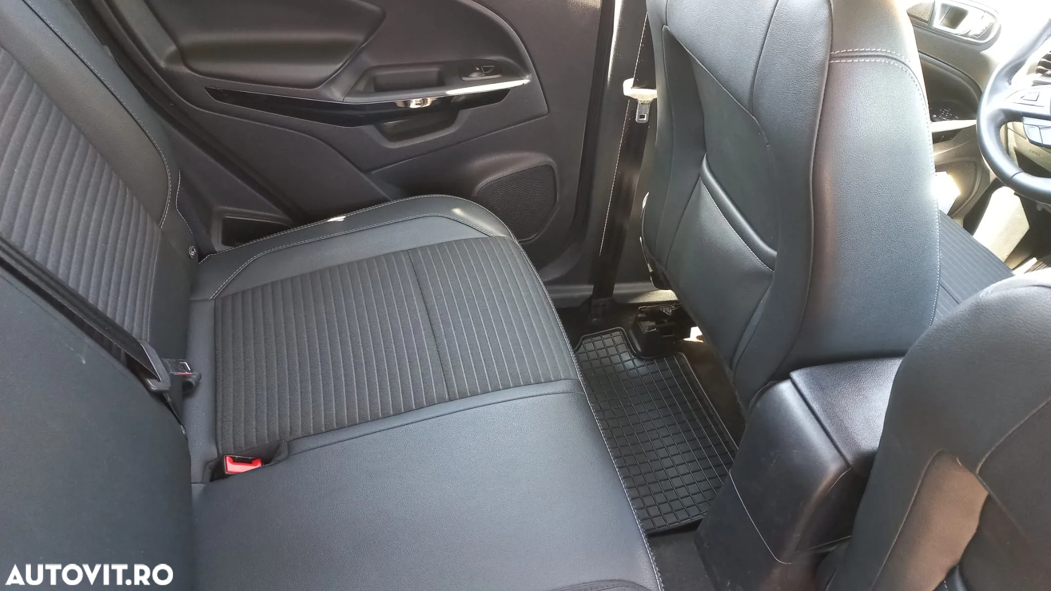 Ford EcoSport 1.0 EcoBoost Titanium - 8
