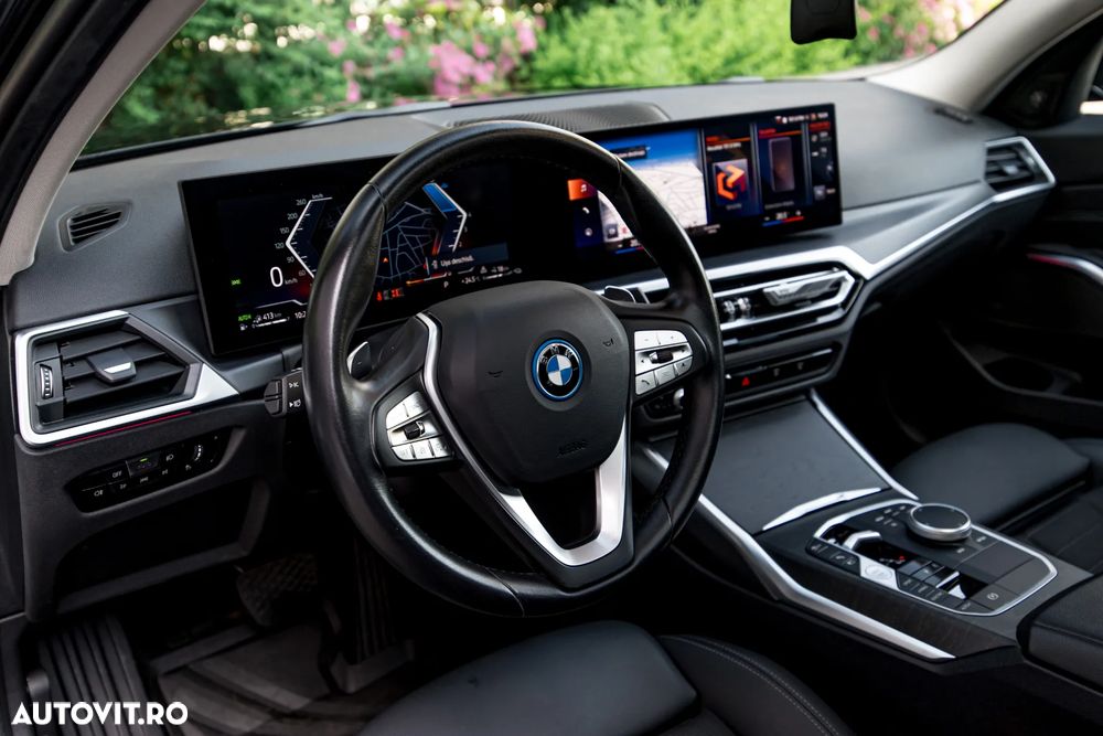 BMW Seria 3 320e xDrive Aut. Sport Line - 16