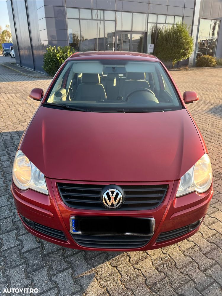 Volkswagen Polo 1.2 Attractive - 2