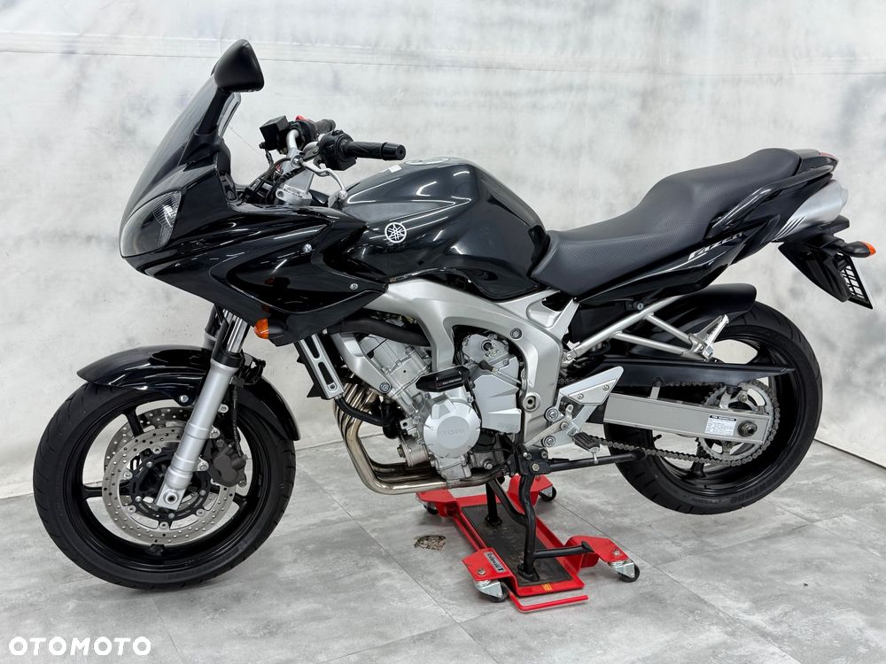 Yamaha FZ6 - 19