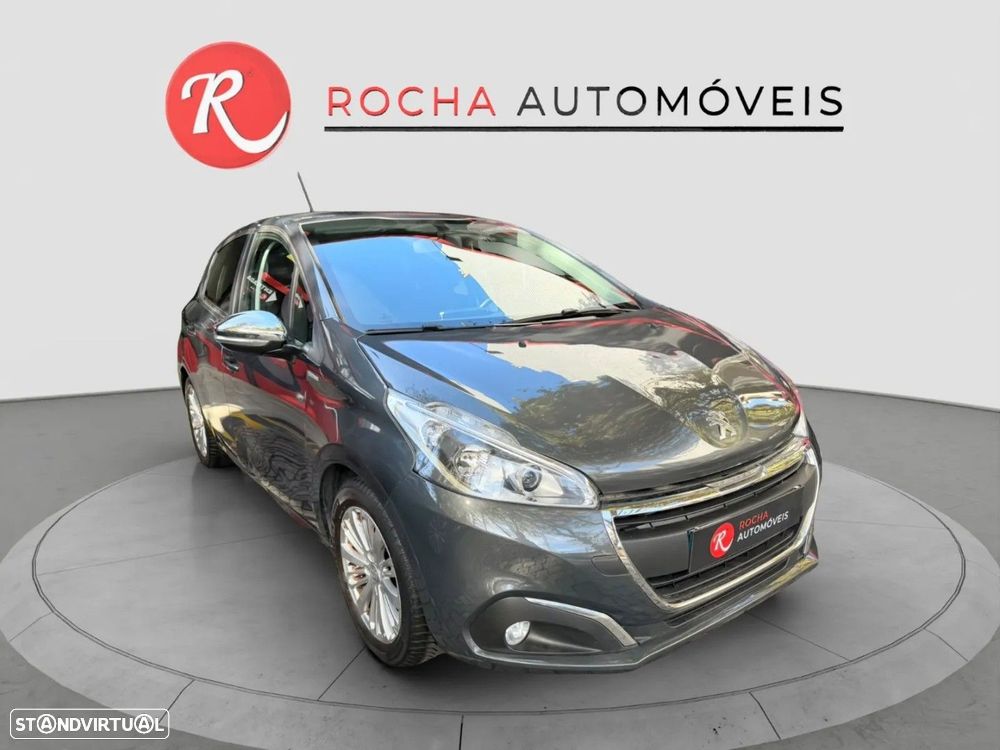 Peugeot 208 1.2 VTi SE Style — photo 3