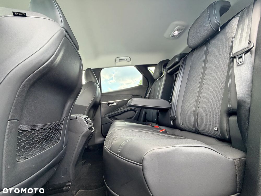 Peugeot 3008 1.6 PureTech Hybrid PHEV Allure Pack S&S EAT8 - 19