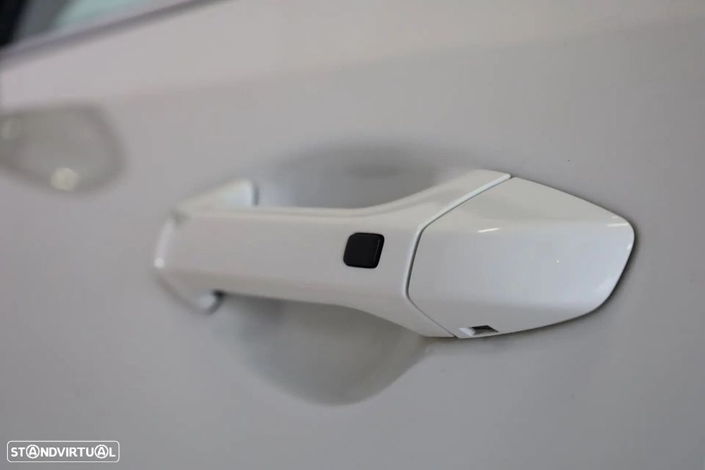 Kia Ceed 1.4 T-GDI TX+SRF 7DCT - 18