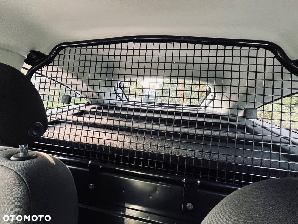 Opel Corsa E-VAN - 9