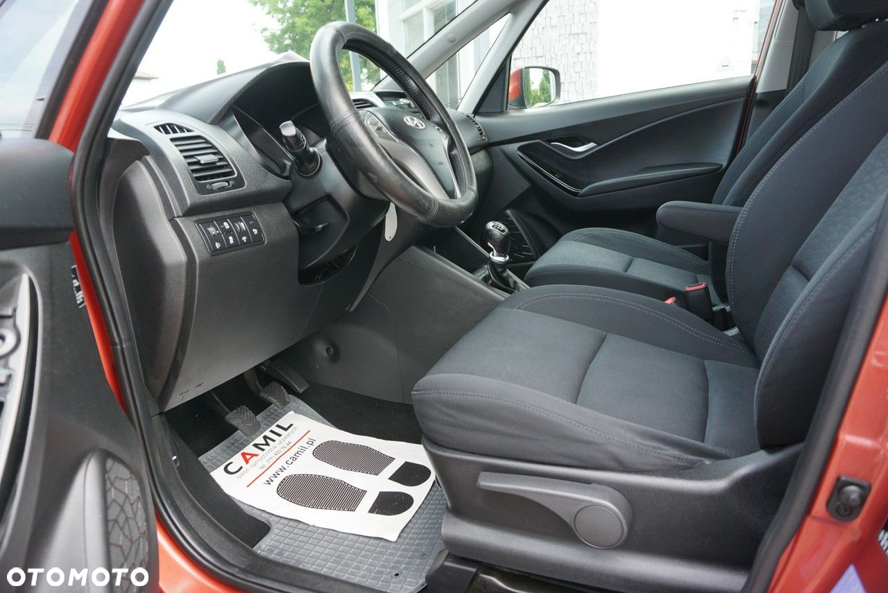 Hyundai ix20 - 10