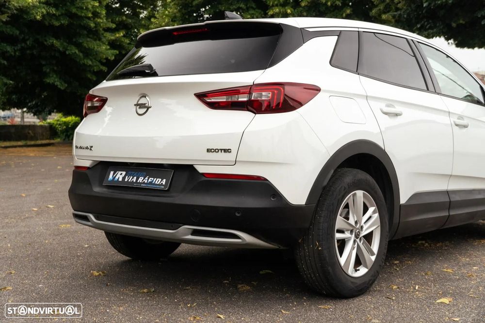 Opel Grandland X 1.2 T Business Edition - 36