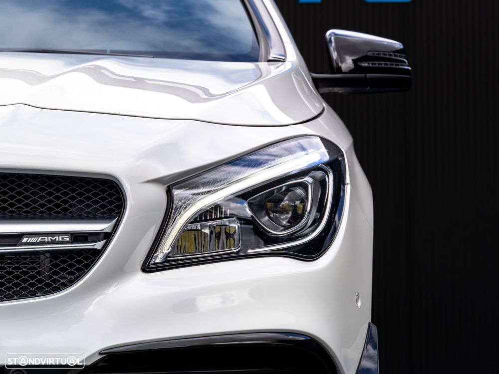Mercedes-Benz CLA 45 AMG - 4