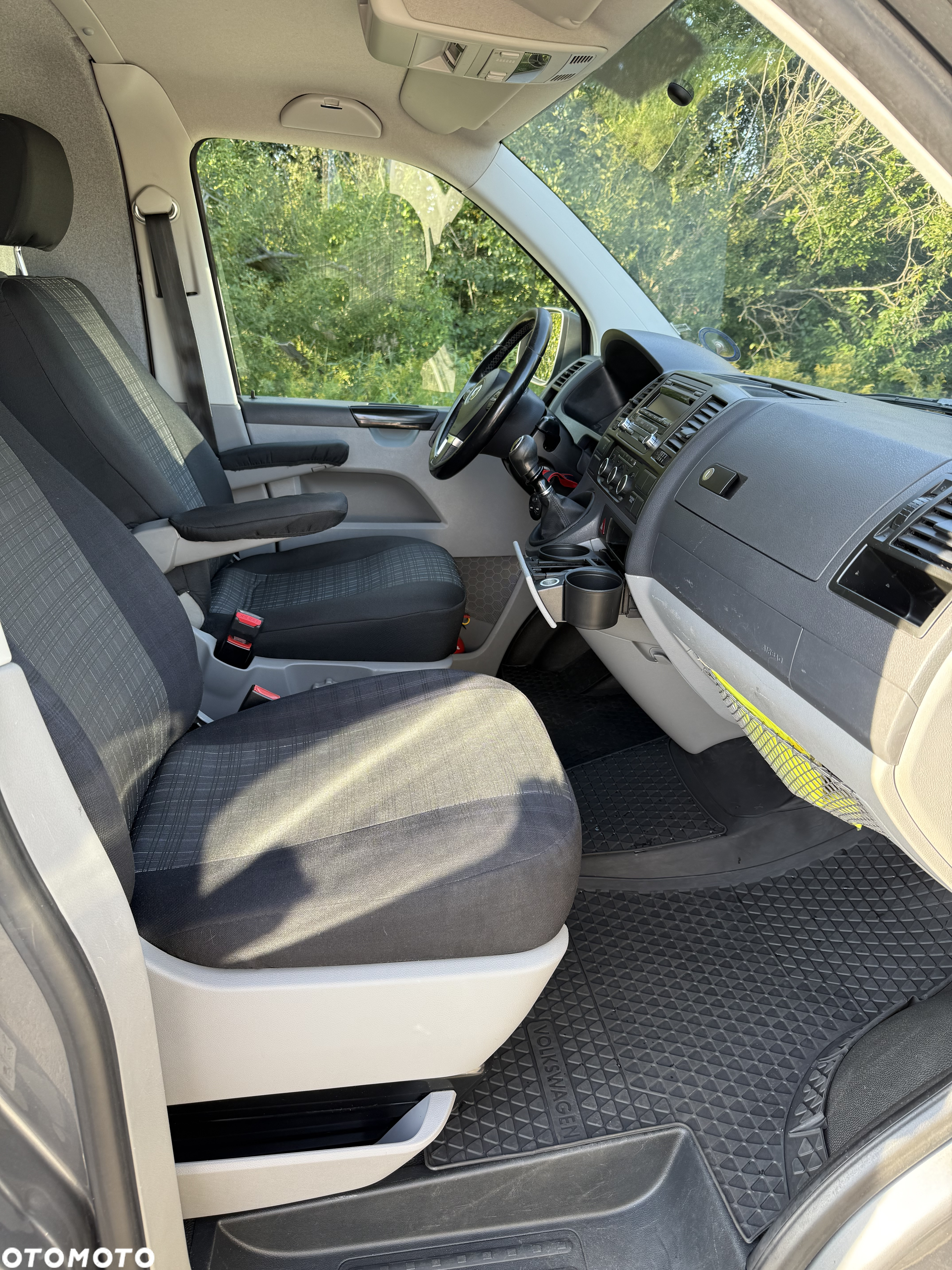 Volkswagen Transporter T5 - 10