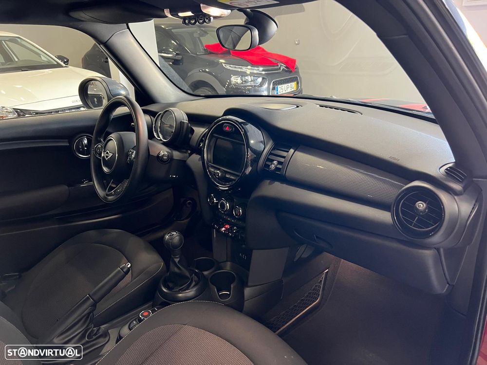 MINI 3 Portas Cooper D - 20