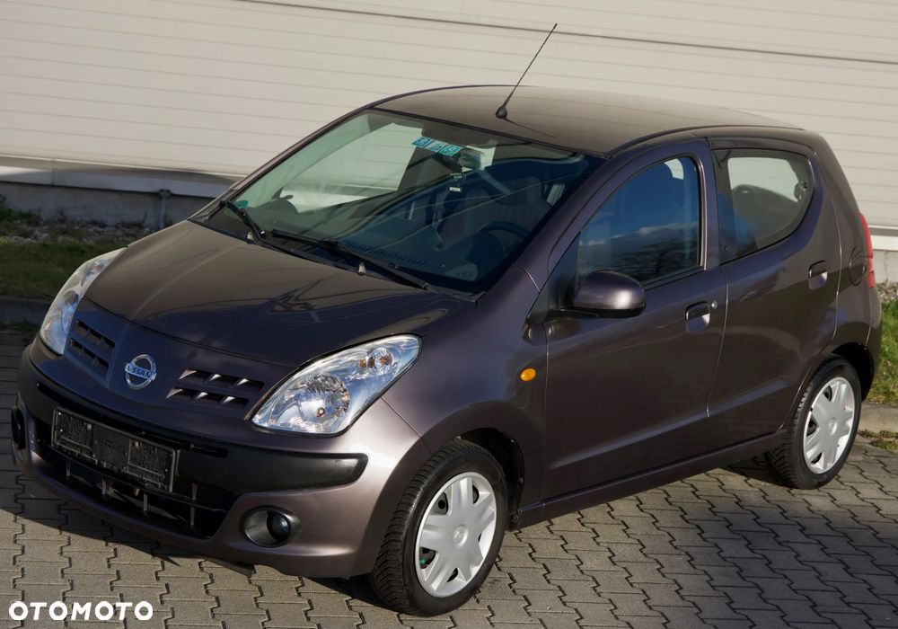 Nissan Pixo