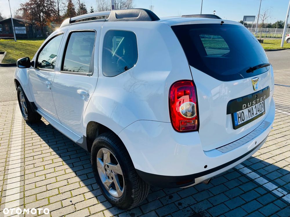 Dacia Duster 1.6 16V 4x4 Laureate - 3