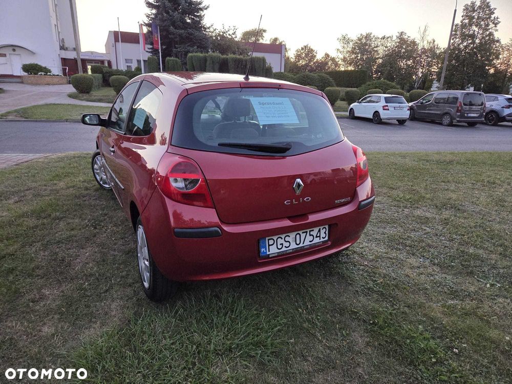 Renault Clio - 3