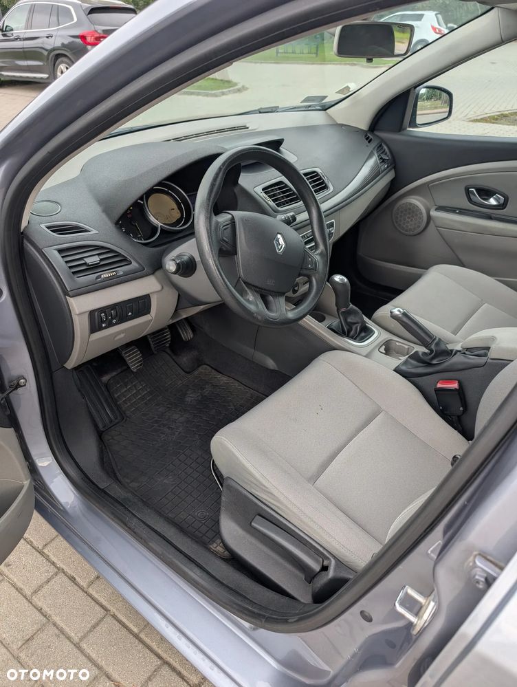 Renault Megane 1.5 dCi Expression - 8