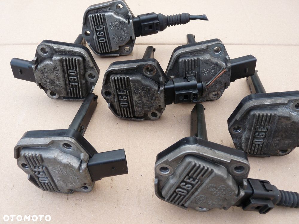 VW SEAT SKODA AUDI CZUJNIK POZIOMU OLEJU 06E907660 - 2