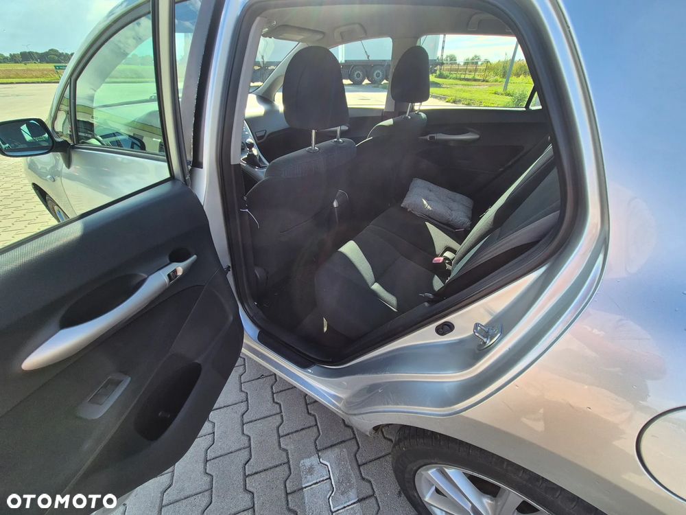 Toyota Auris - 9