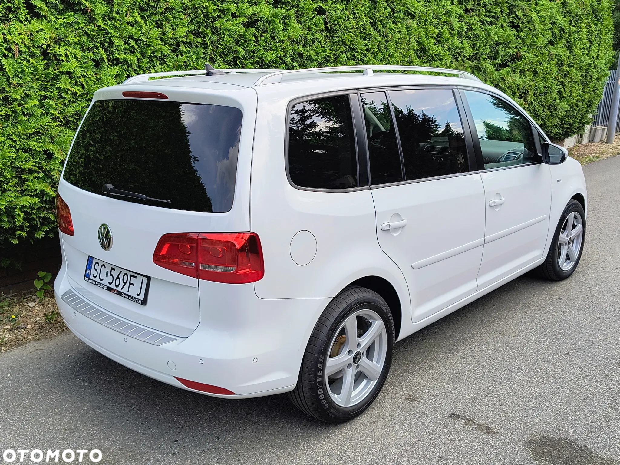 Volkswagen Touran 1.4 TSI DSG Cup - 10