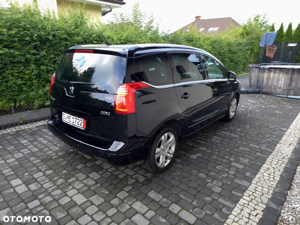 Peugeot 5008 - 2