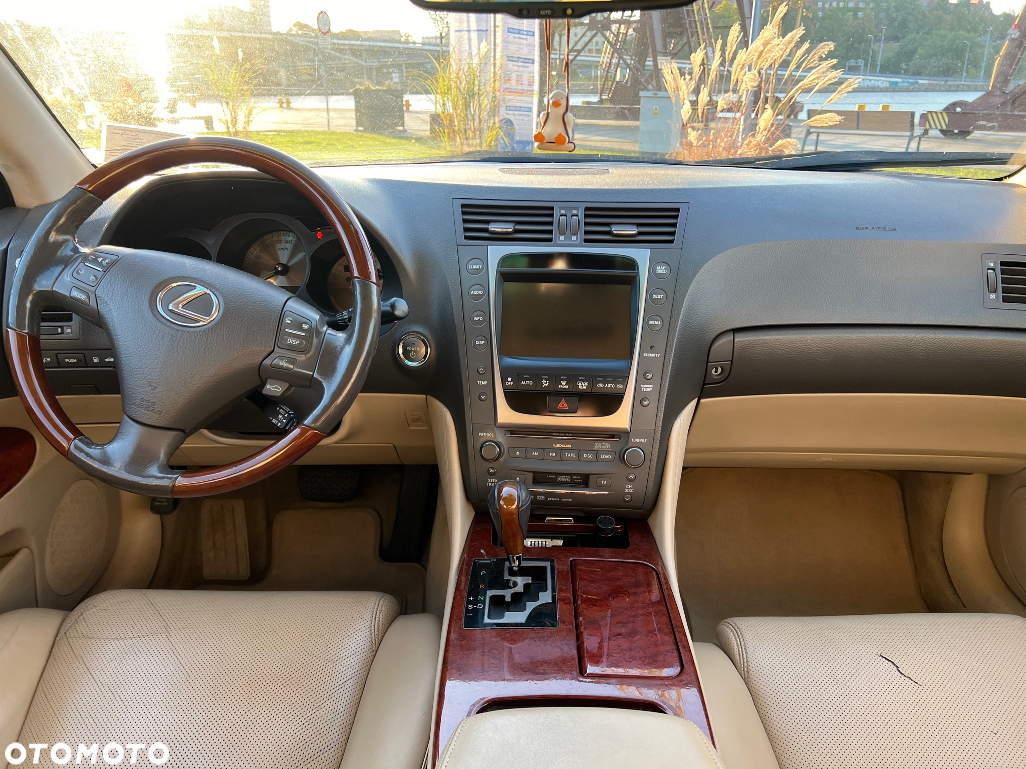 Lexus GS - 18
