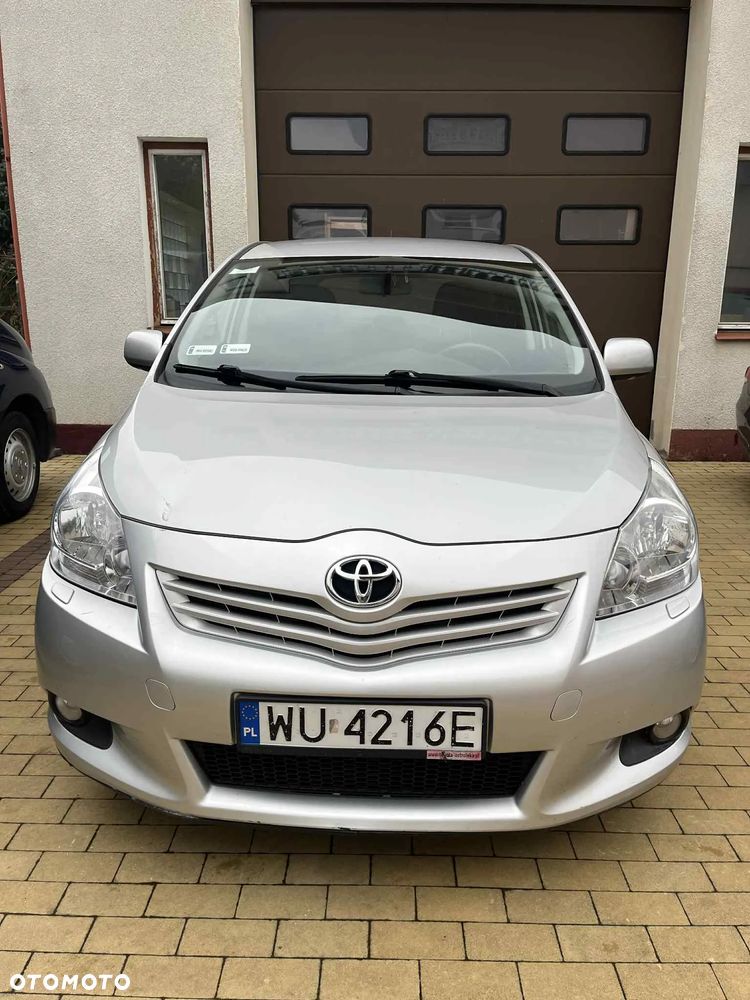 Toyota Verso 2.0 D-4D 2010 7os - 3