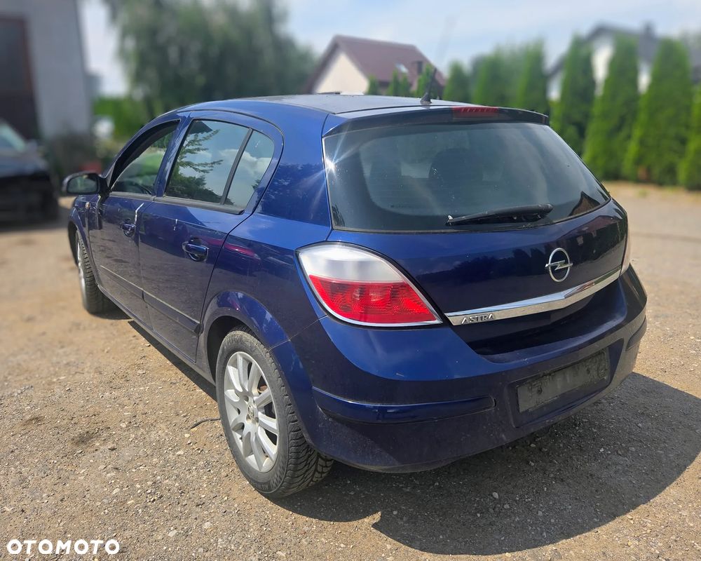OPEL ASTRA H 1.4 16V 2004 Z12XEP Samochód na części - 9
