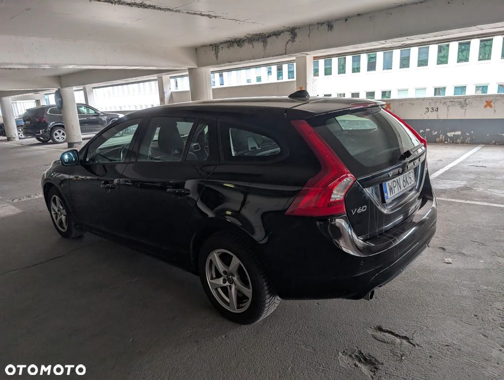 Volvo V60 D3 Kinetic - 11