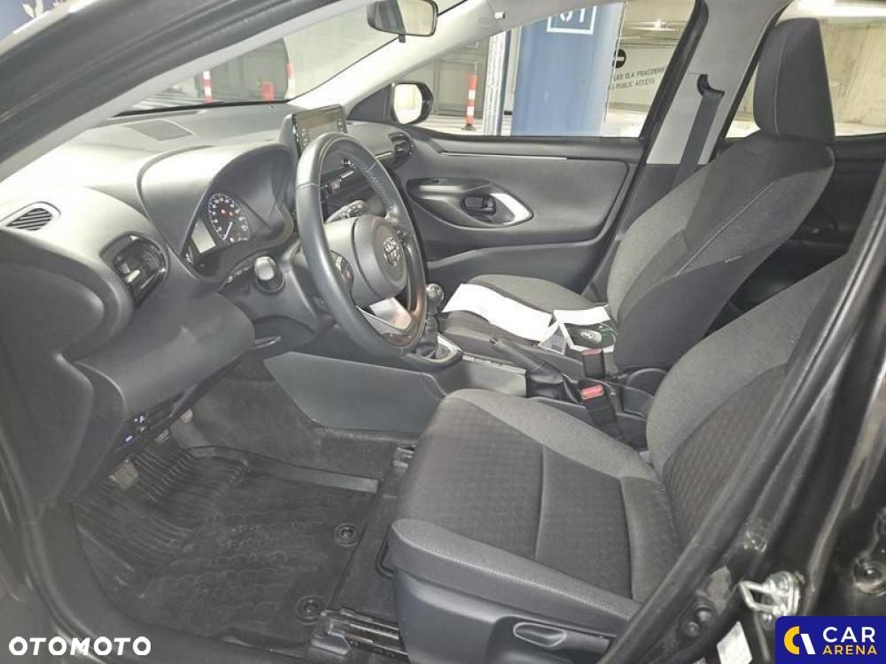 Toyota Yaris 1.5 Comfort - 24
