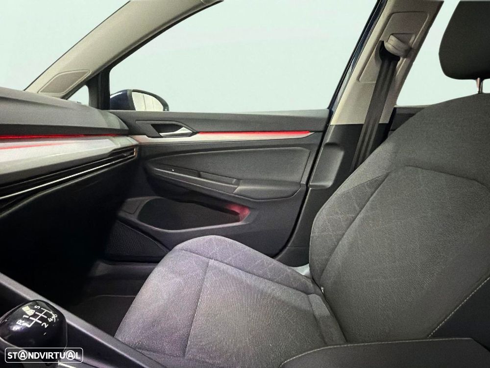 VW Golf 1.0 TSI Life - 17