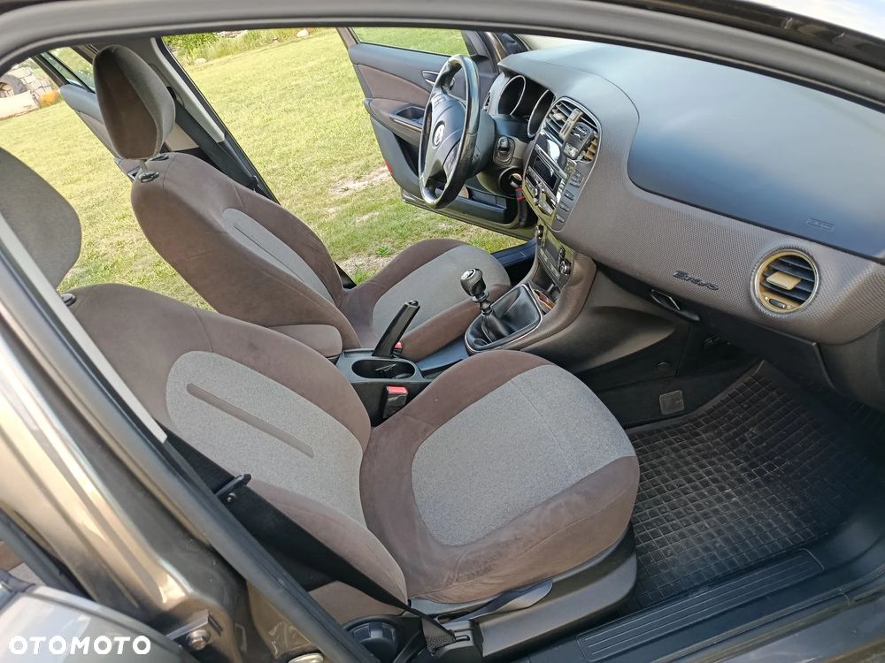 Fiat Bravo 1.9 Multijet Emotion - 12