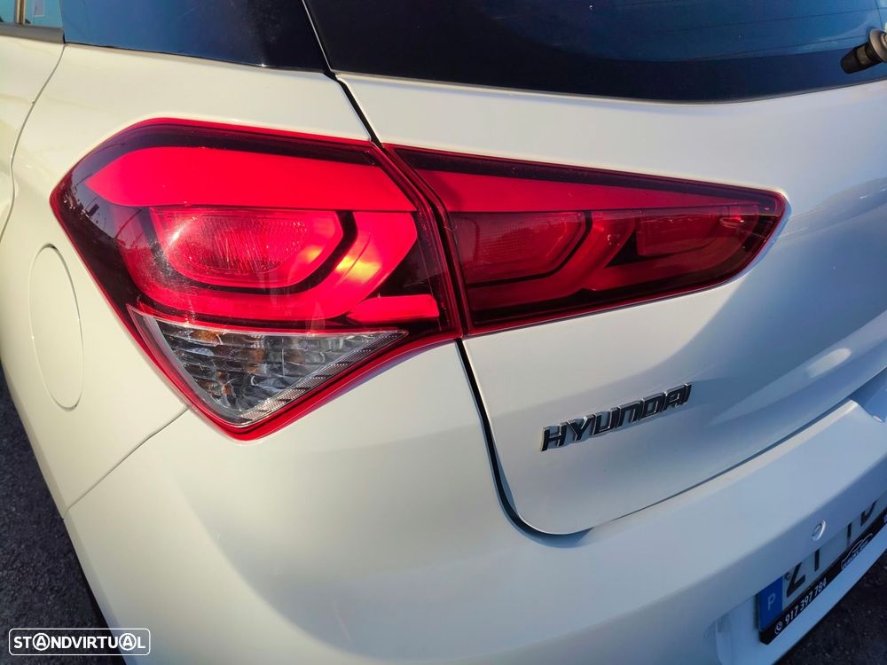 Hyundai i20 1.1 CRDi Comfort - 8