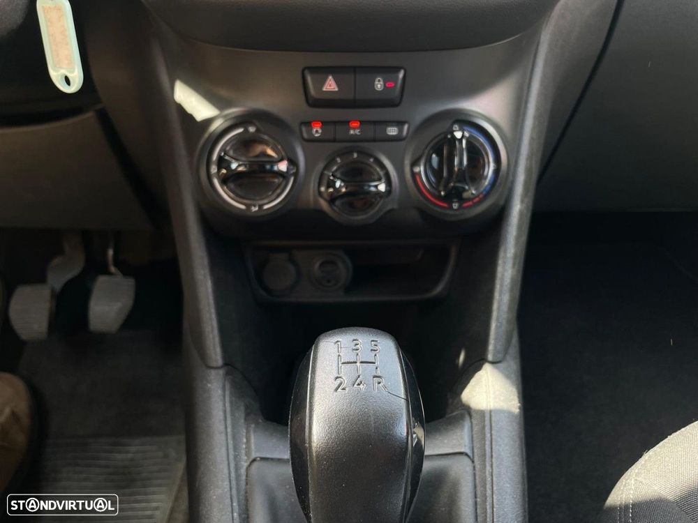 Peugeot 208 1.2 PureTech Active - 14