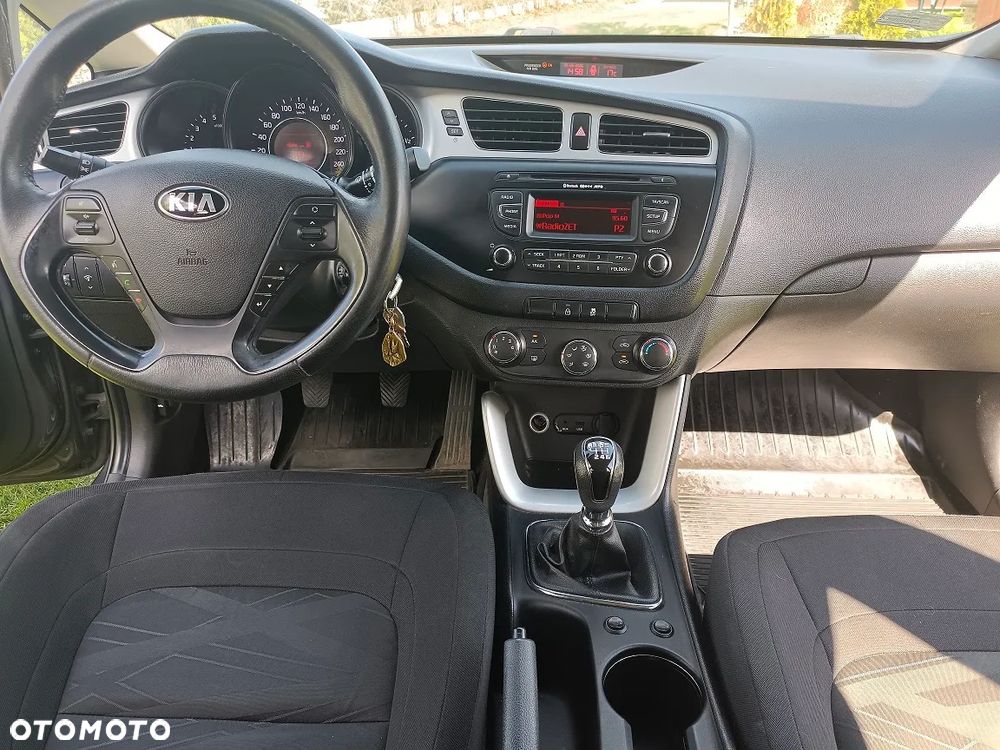 Kia Ceed 1.6 CRDi M - 9