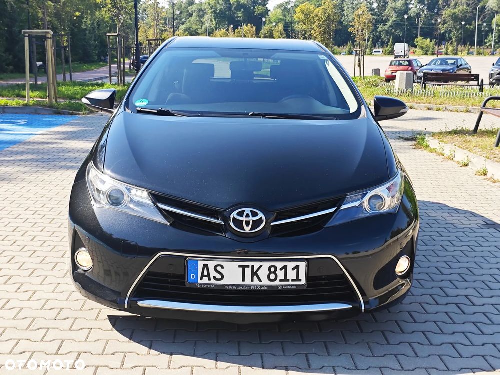 Toyota Auris 2.0 D-4D Premium Comfort - 10