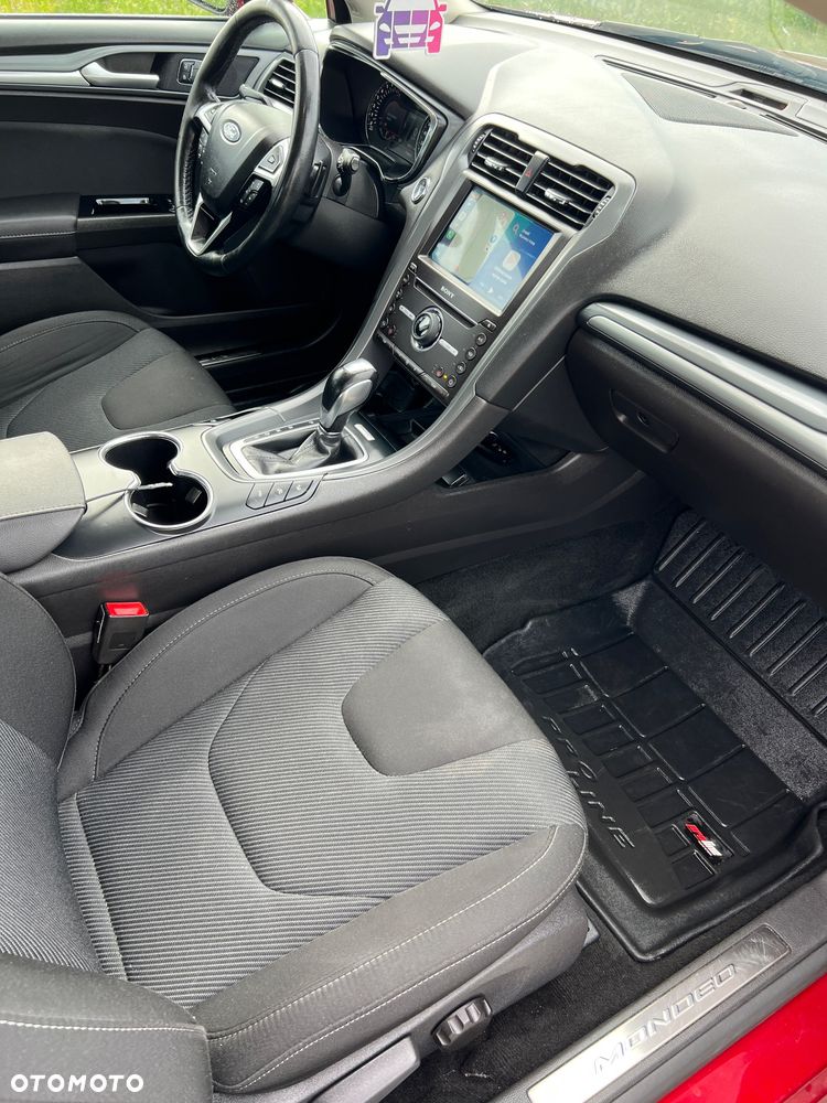 Ford Mondeo 2.0 EcoBoost Titanium - 11