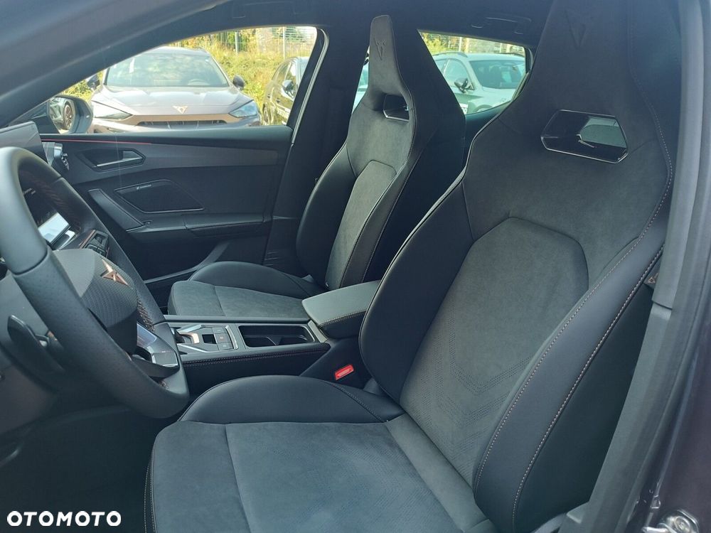 Cupra Leon 1.5 eTSI mHEV DSG - 13