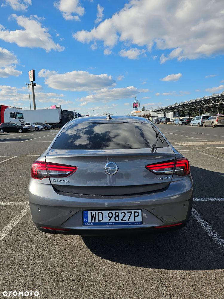 Opel Insignia 1.5 T Exclusive S&S - 11